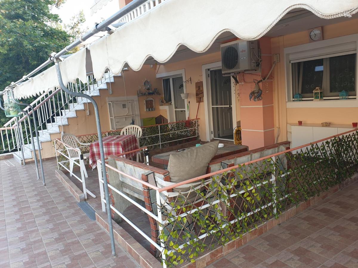 Anna Apartments Néa Péramos Εξωτερικό φωτογραφία