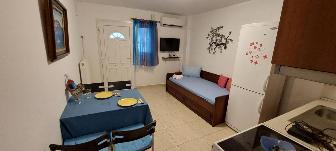 Anna Apartments Néa Péramos Εξωτερικό φωτογραφία